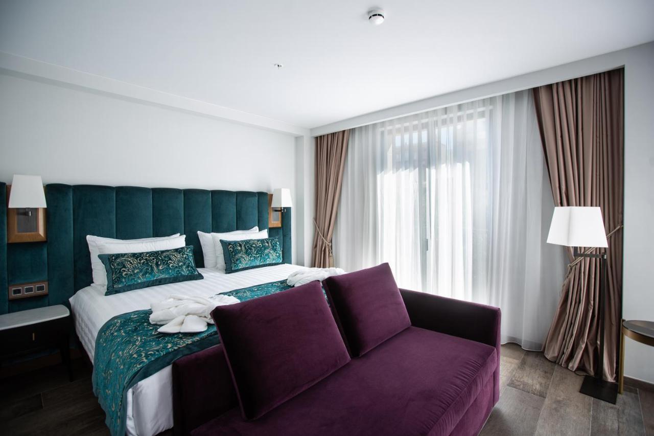 Boutique Hotel Elke Spa Superior ซานต์เฟลิอูเดกีโซลส์ ภายนอก รูปภาพ