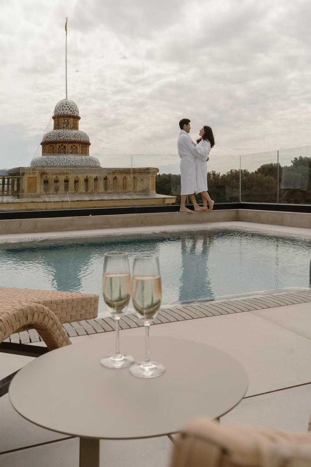 Boutique Hotel Elke Spa Superior ซานต์เฟลิอูเดกีโซลส์ ภายนอก รูปภาพ